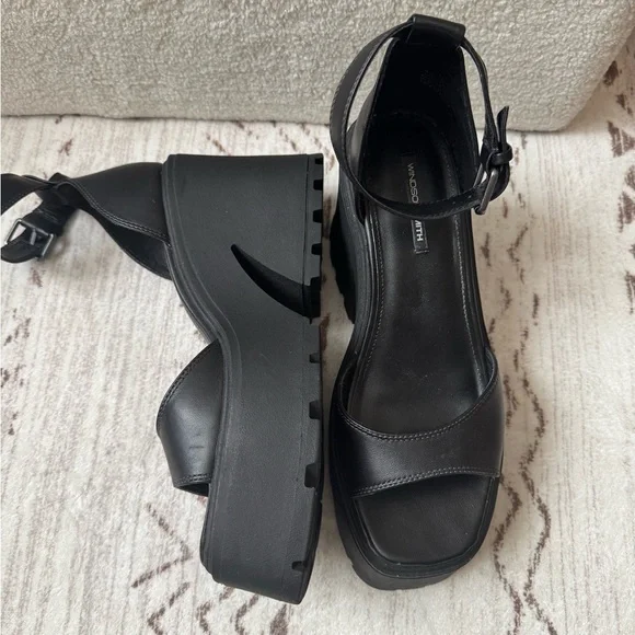 Windsor Smith Black Platform Heels - Picture 10 of 17